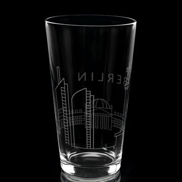 BERLIN SKYLINE Pint Glass