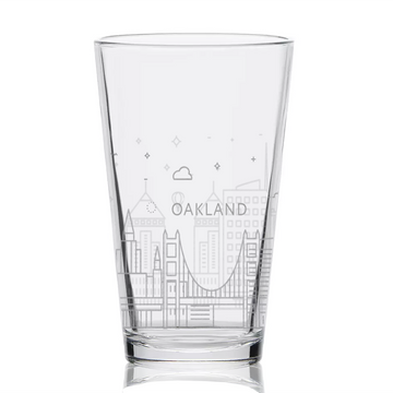 OAKLAND, CA SKYLINE Pint glass