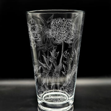 FLOWER FIELD Pint Glass