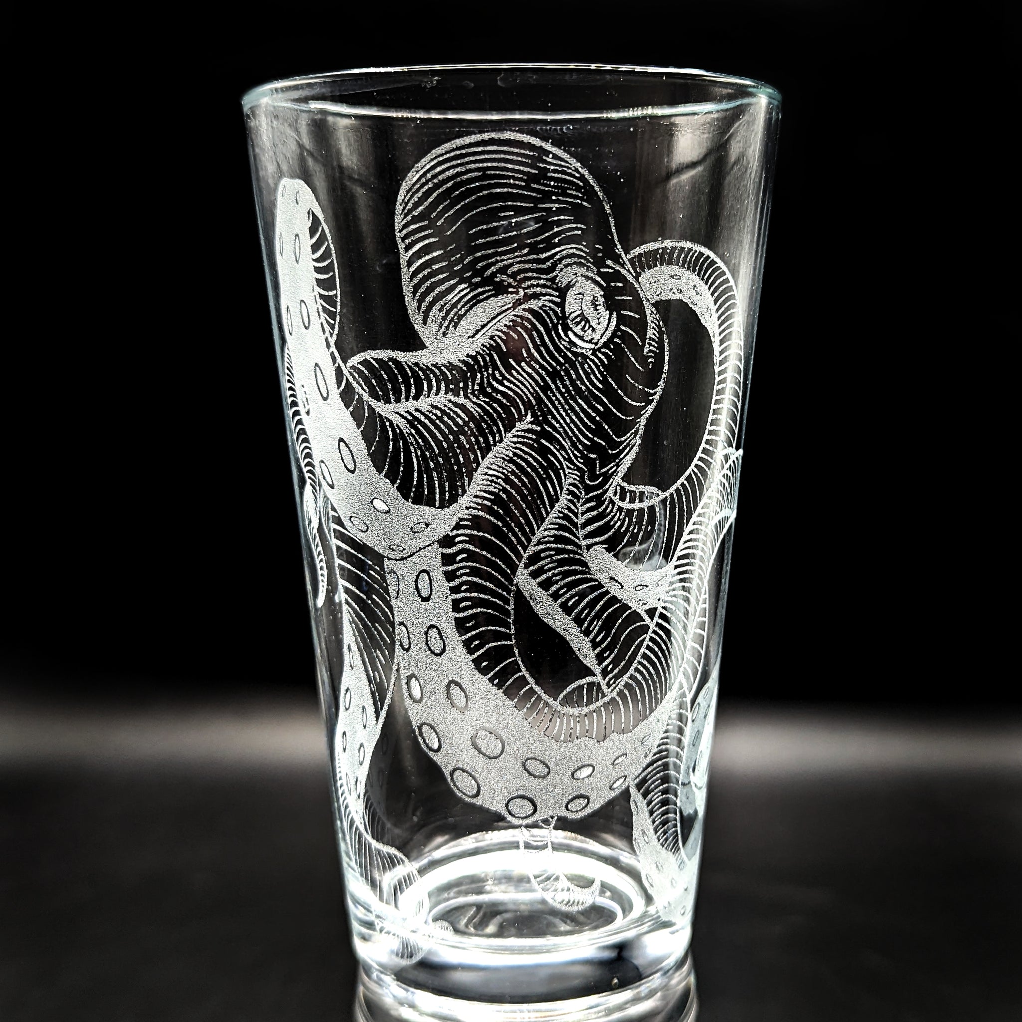 OCTOPUS Pint Glass